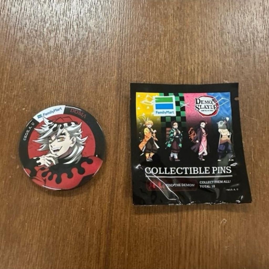 Family Mart x Demon Slayer Collectible Pins Doma (Pin Demon Slayer x Family Mart)