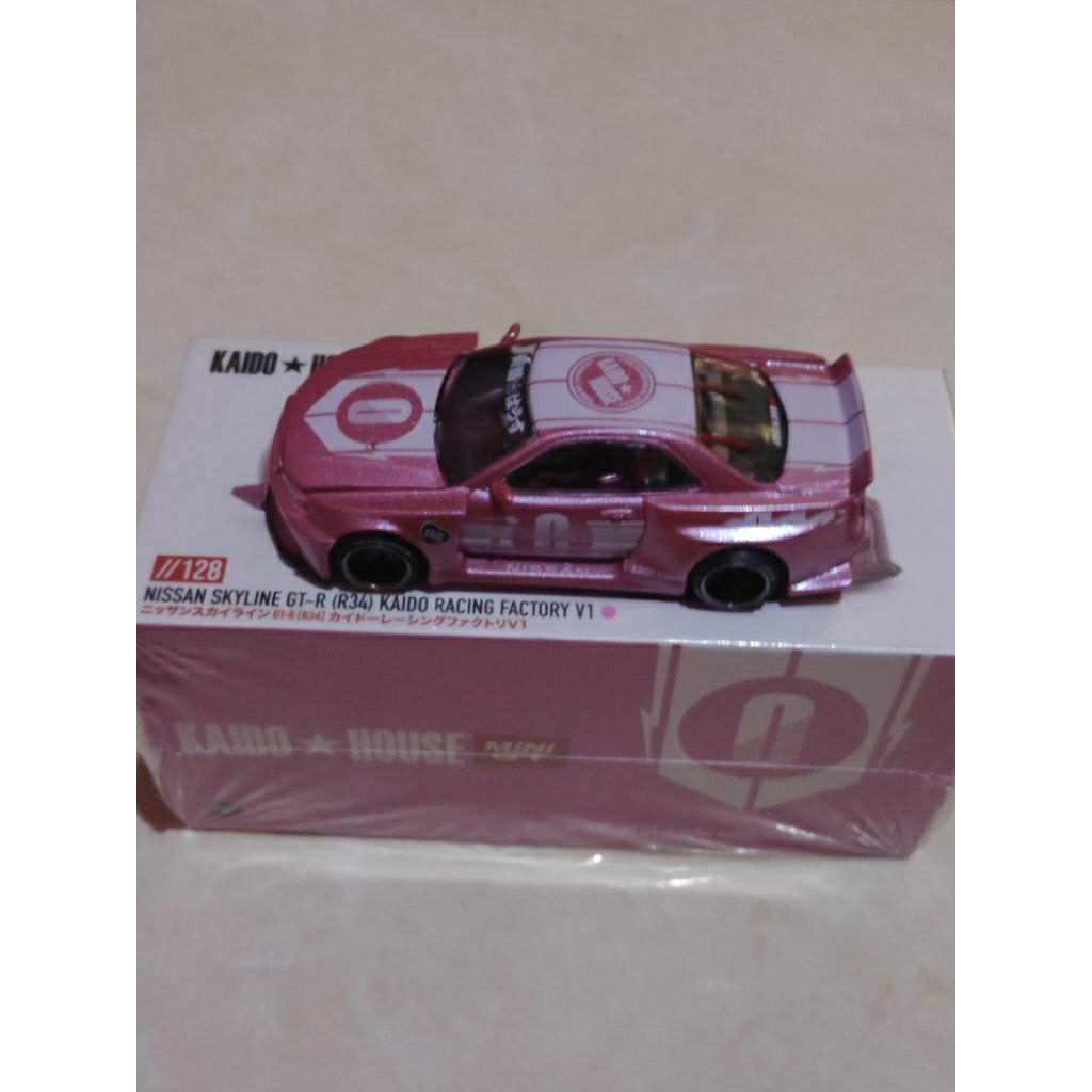 mini gt nissan skyline r34 kaido pink