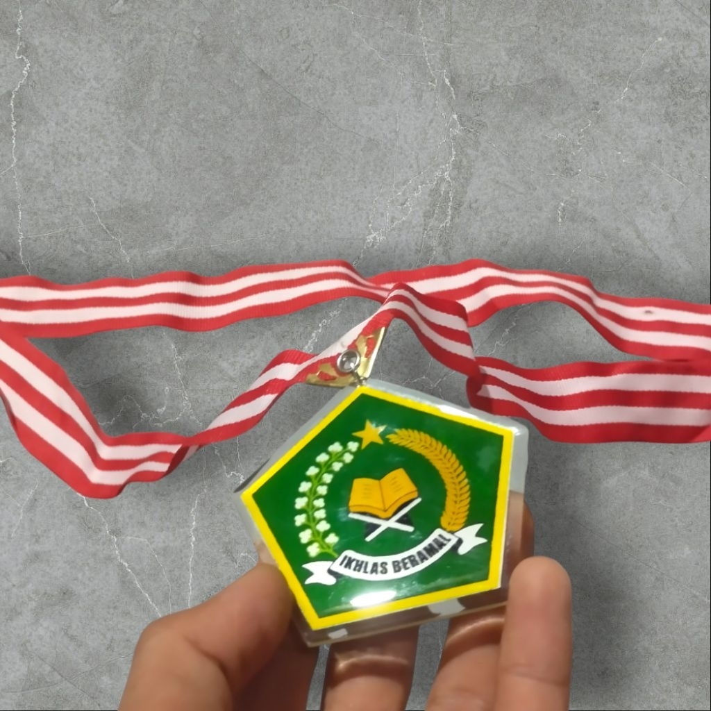 Medali Wisuda TK TAhfidz Universitas/ Mendali Hadiah / Kalung Wisuda