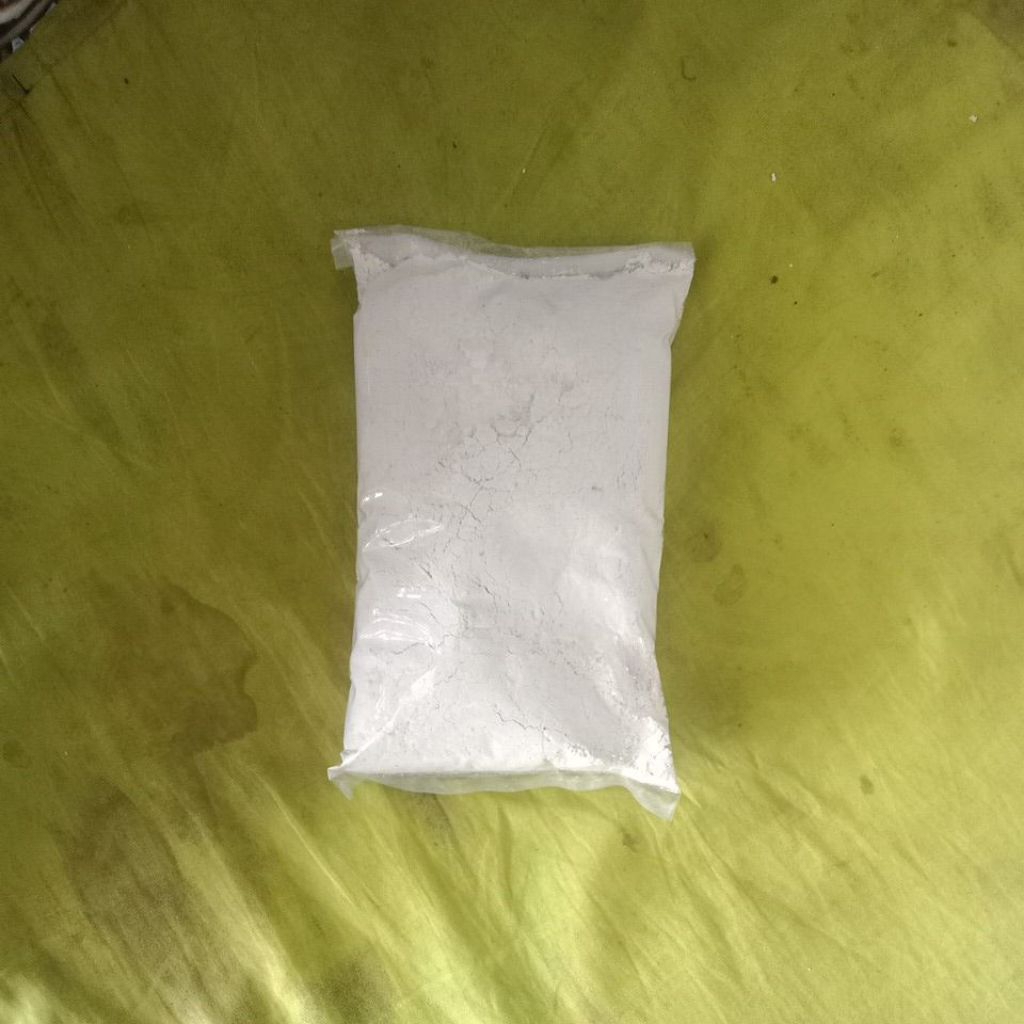 

Kapur sirih untuk makanan 250 gram