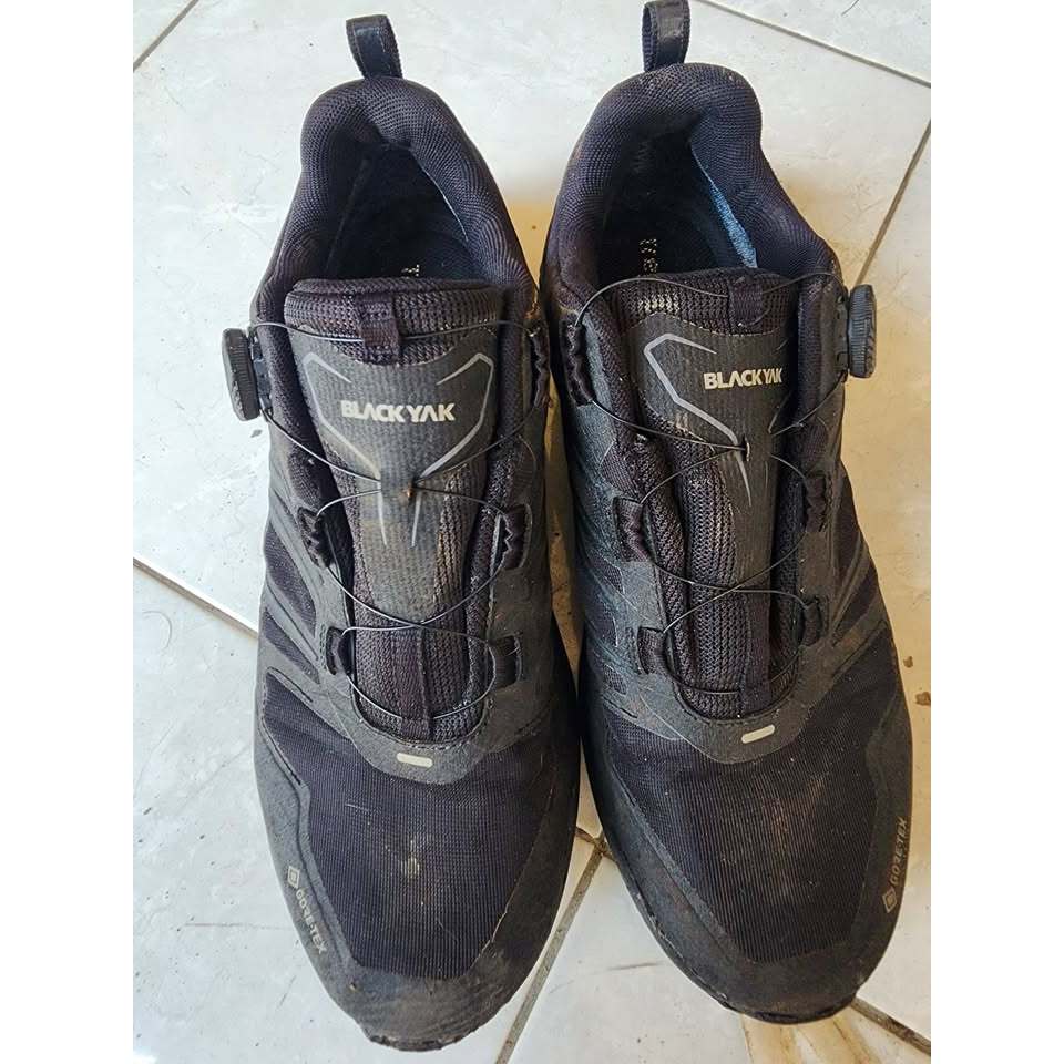 Sepatu gunung blackyak goretex second