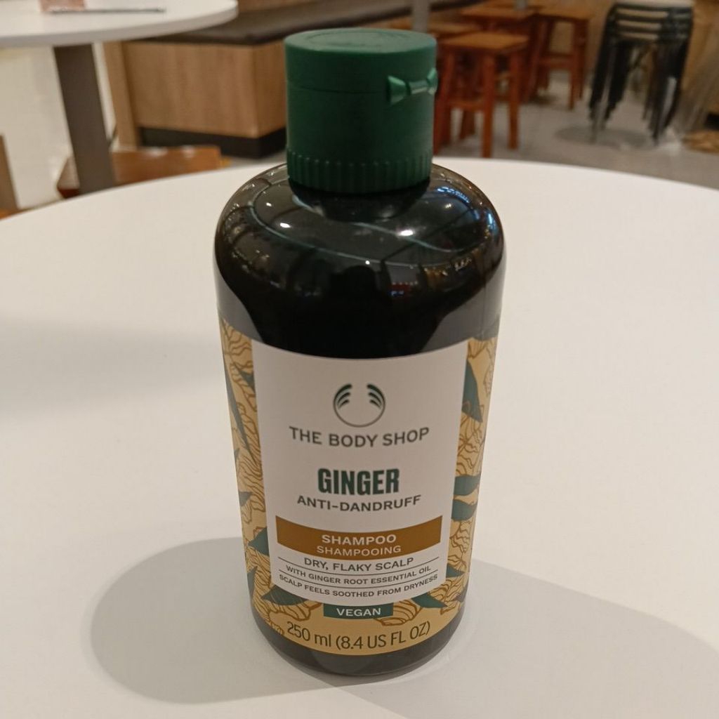 ginger anti dandruff shampoo The Body Shop
