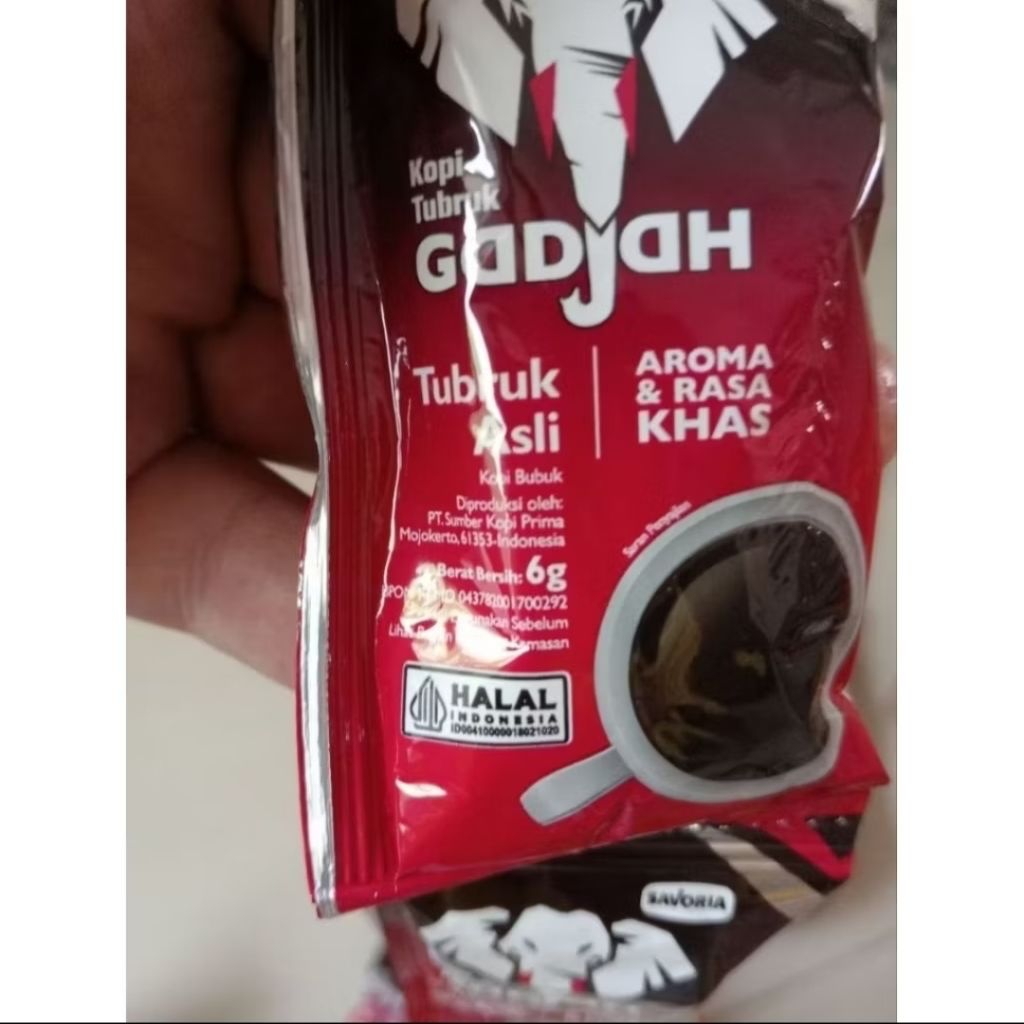 

Gadjah Kopi Tubruk Murni Asli ( 1 Renteng : 10 sachet x 6 gr) Bubuk Hitam Kuat Tanpa Gula Aroma Khas Tradisional