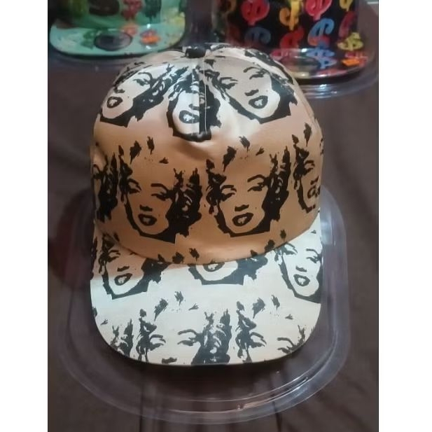 topi andy warhol.official tag