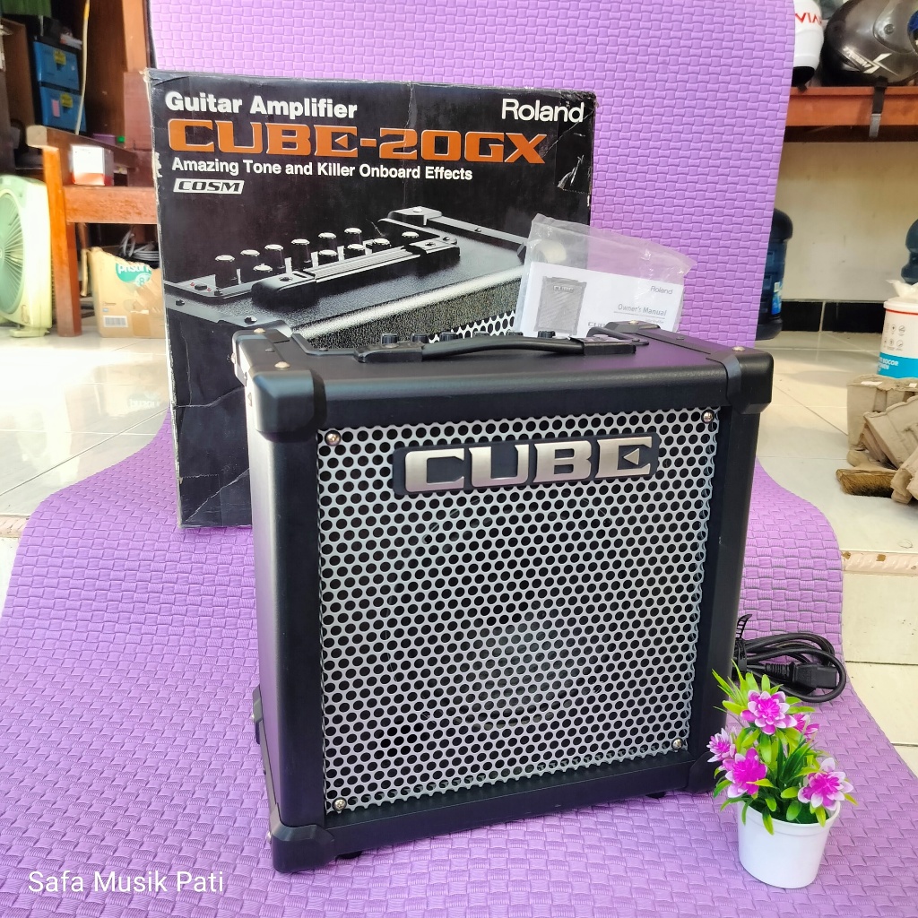 Roland Cube 20GX Amplifier Gitar Dusbuk, Seperti Baru, Jarang dipakai, Normal, Original