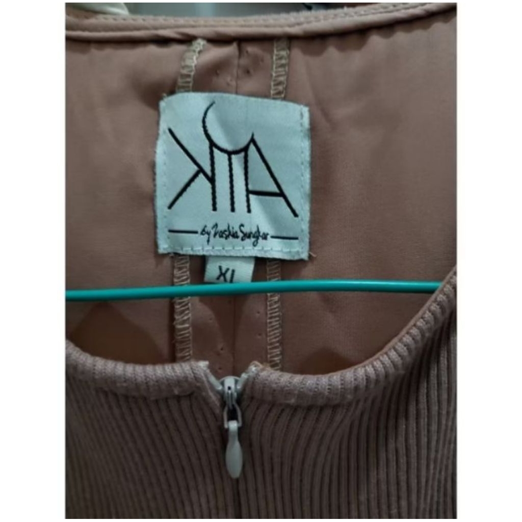 Preloved dress Zaskia Sungkar