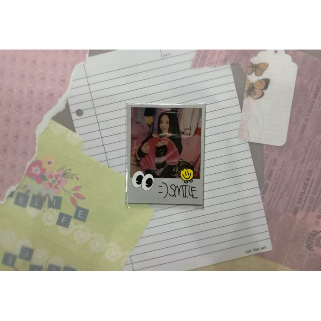 [SALE] photocard pola yuna itzy crazy in love