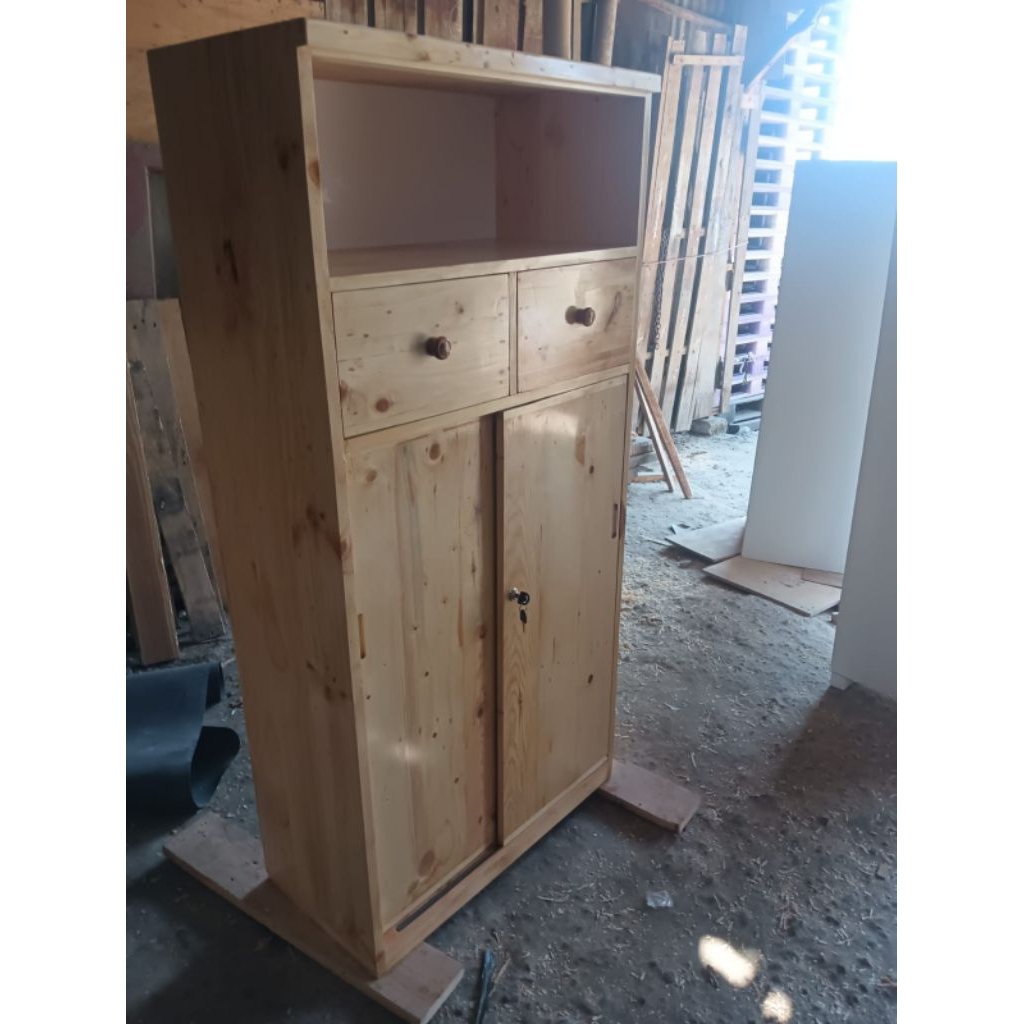 rak sepatu atau lemari bahan kayu jati Belanda gerak dalam ada 7 ambalan pintu geser dan laci 2 ukur