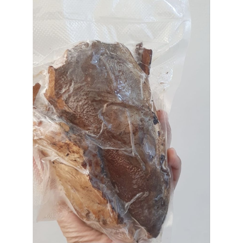 

IKAN ASAP / KEPALA MANYUNG ASAP