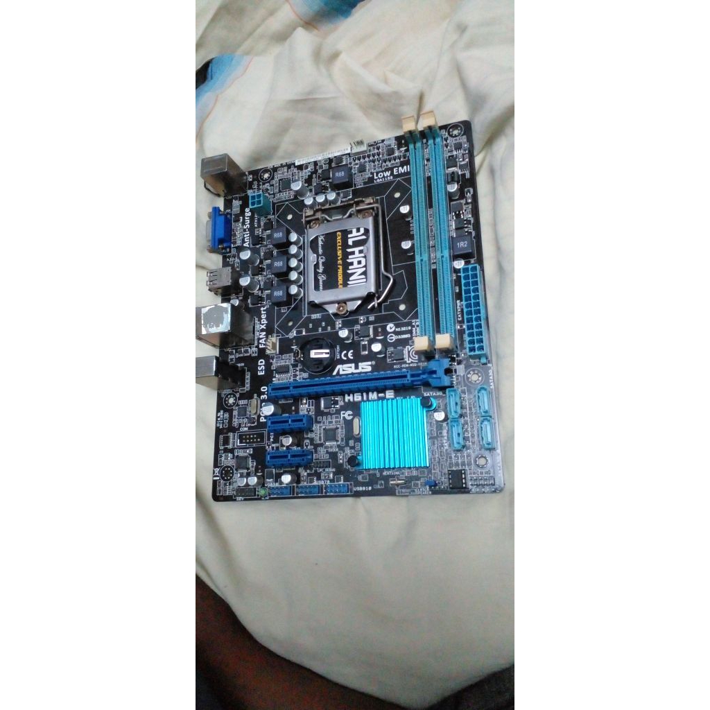 Motherboard Asus H61M-E Rusak