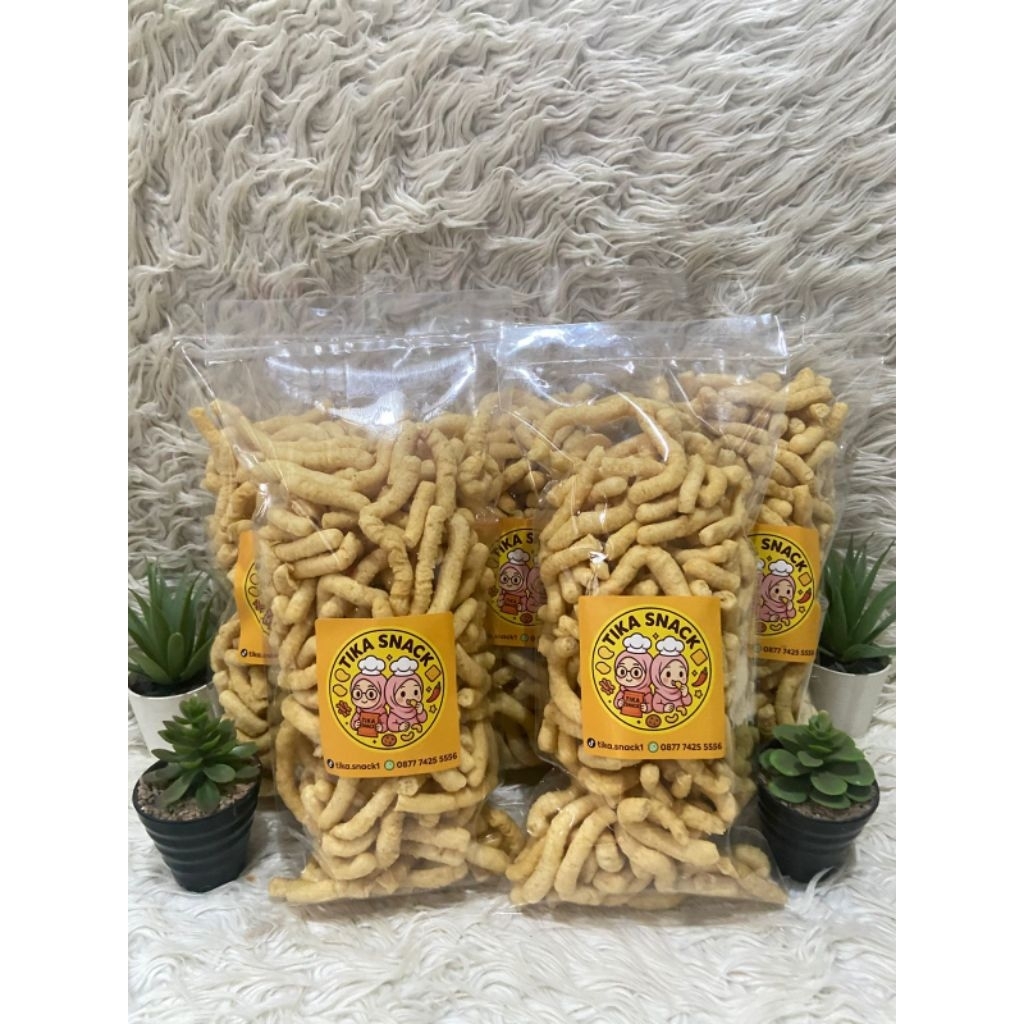 

Cemilan snack ulat Keju yang bikin nagih