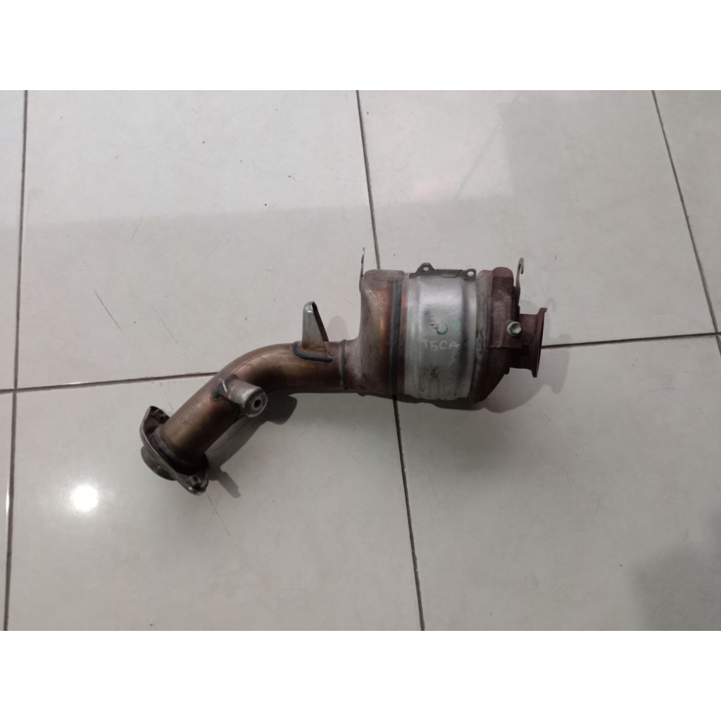 Header katalis Innova fortuner 2kd original