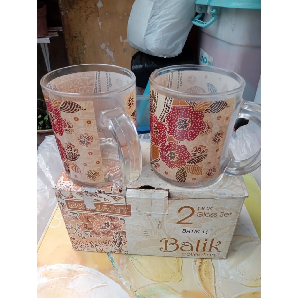 gelas batik