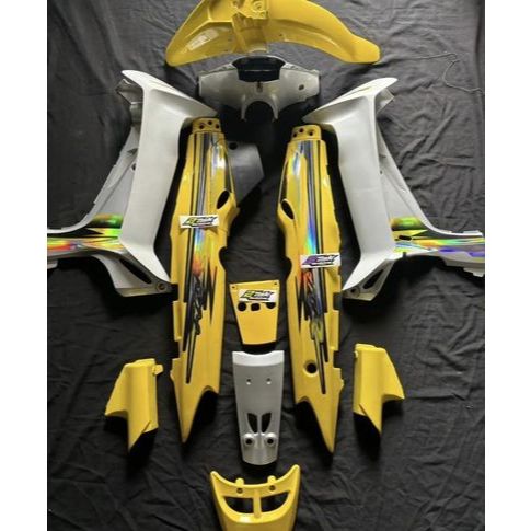 STRIPING VARIASI FIZ R HOLOGRAM KUNING