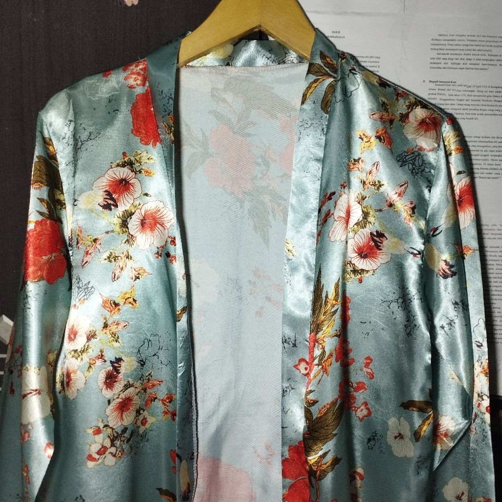[SALE] KIMONO SATIN GLOSSY BIRU WARDAH BUNGA PREMIUM