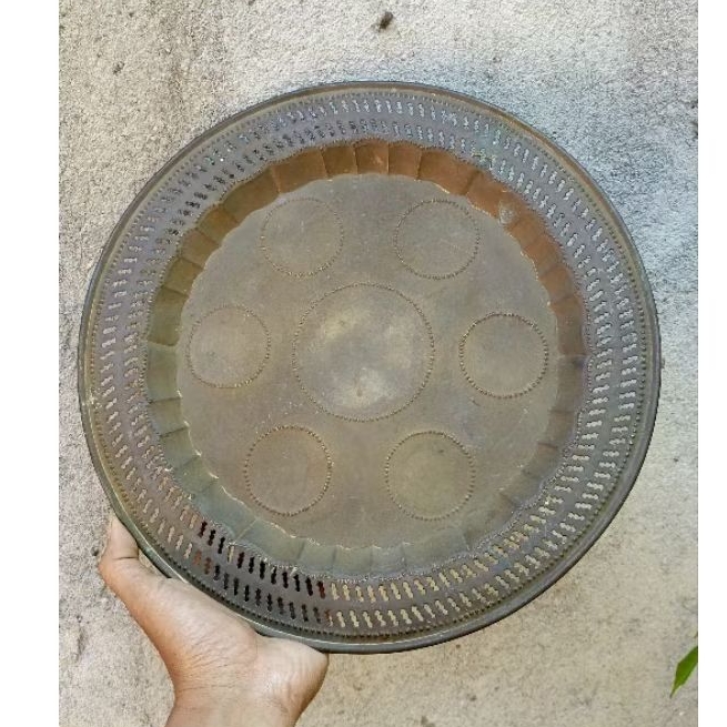 nampan piring kuningan lawas ukir antik jadul