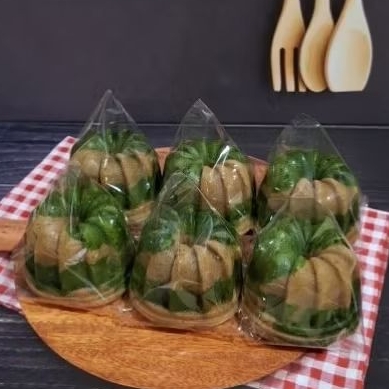 

Bolu kukus mini marmer pandan kopi (ISI 6 PCS)