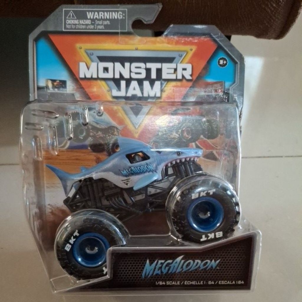 megalodon monster jam velg biru tua