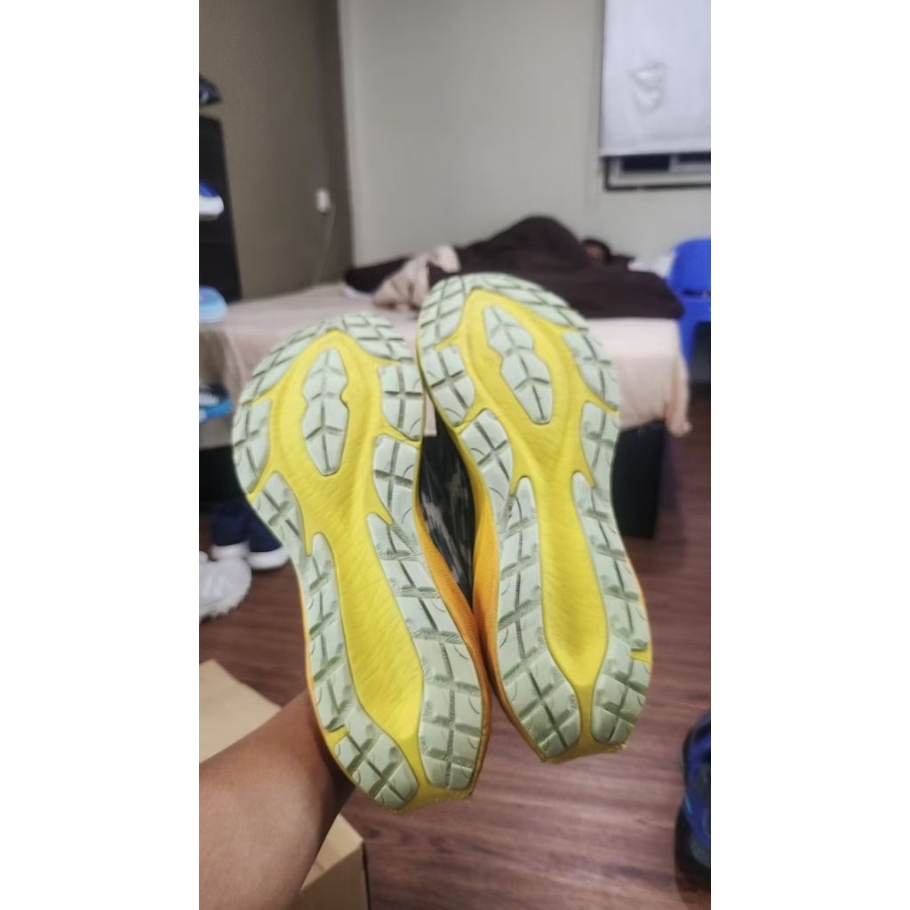 Preloved Asics Novablast 3