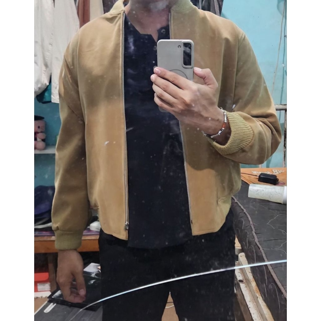 Jaket Bomber Suede