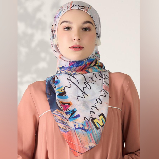 Spectrum White Scarf Mandjha Muslim Wanita Hijab Segi Empat Ivan Gunawan Voal Premium Original