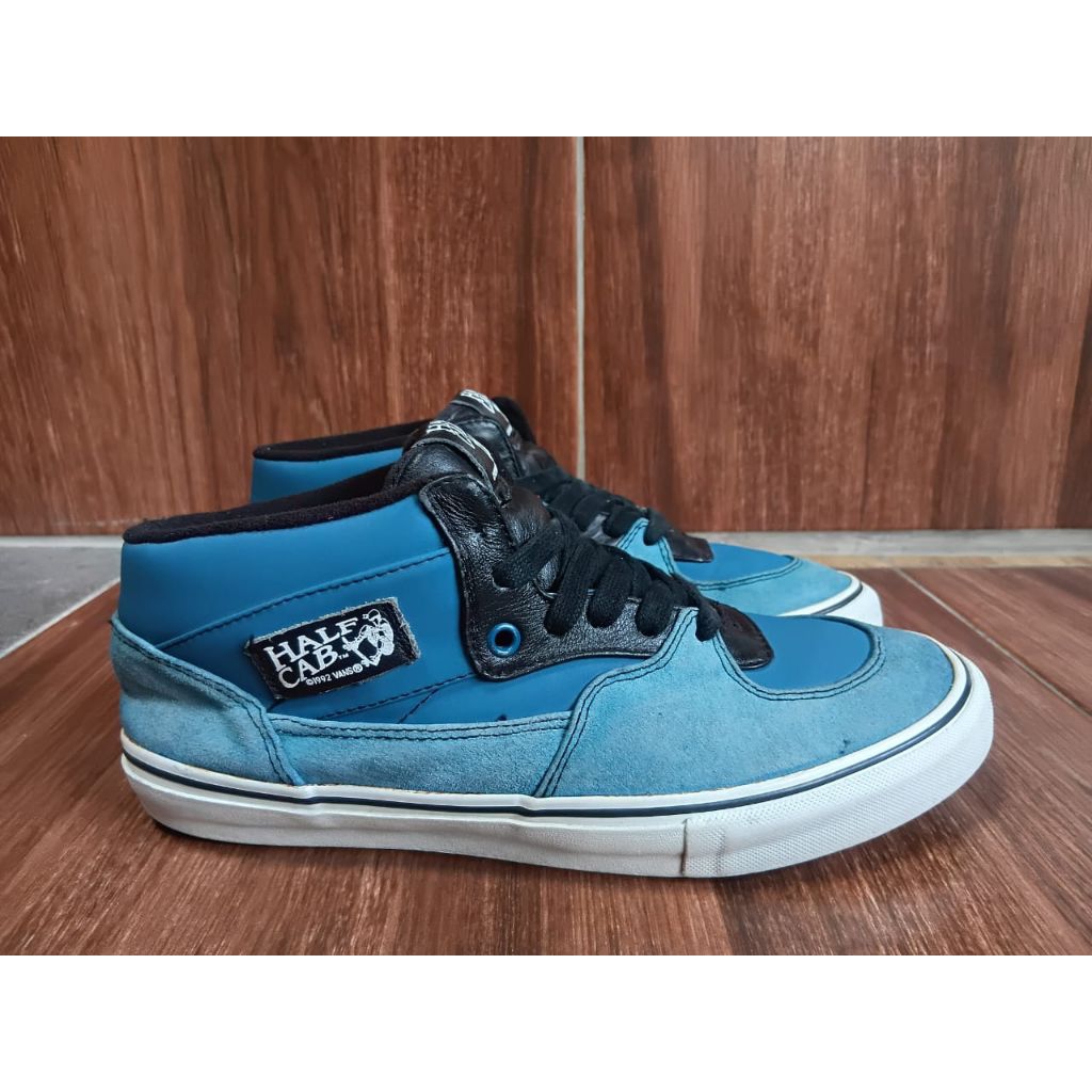 SEPATU SKATEBOARD VANS HALF CAB 1992 PRO CLASSICS SIZE 43