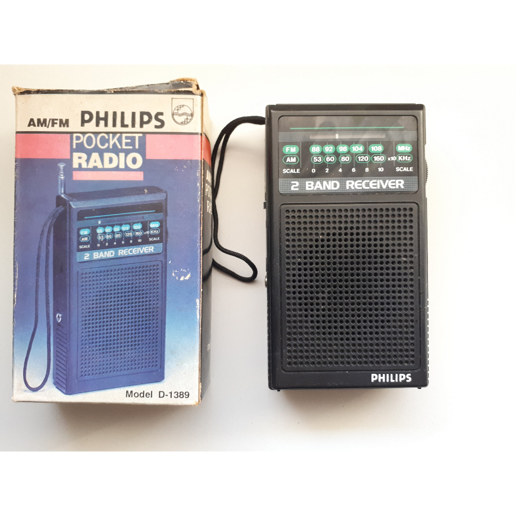 Philips D-1389 AM/FM Pocket Radio