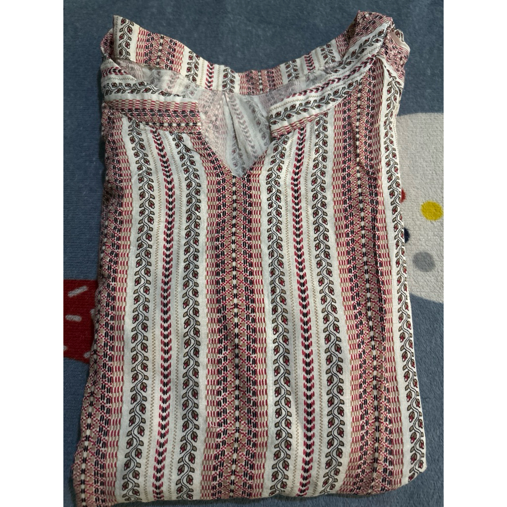 Preloved Atasan Bohemian