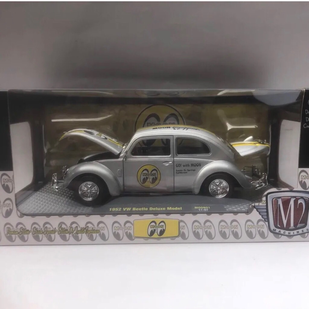 M2 Machines 1952 Vw Beetle Deluxe Model 1/24