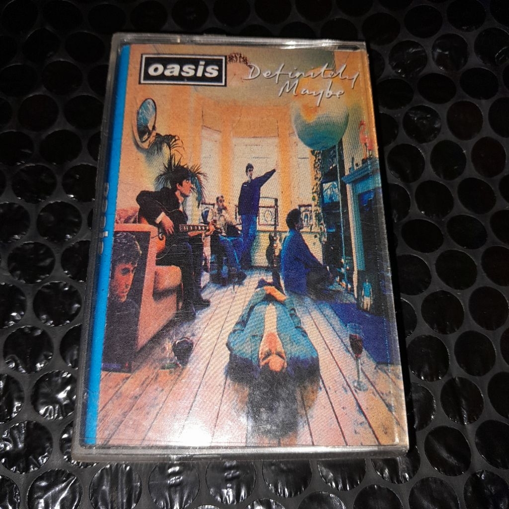 kaset pita oasis definitely maybe