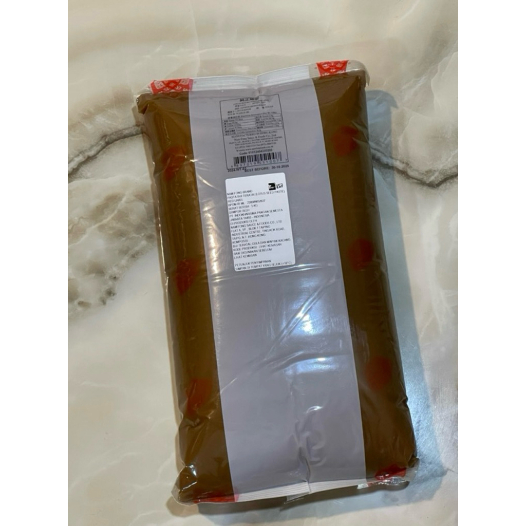 

Isian Mooncake / filling mooncake LOTUS, RED LABL, NAM FONG HONGKONG 5kg