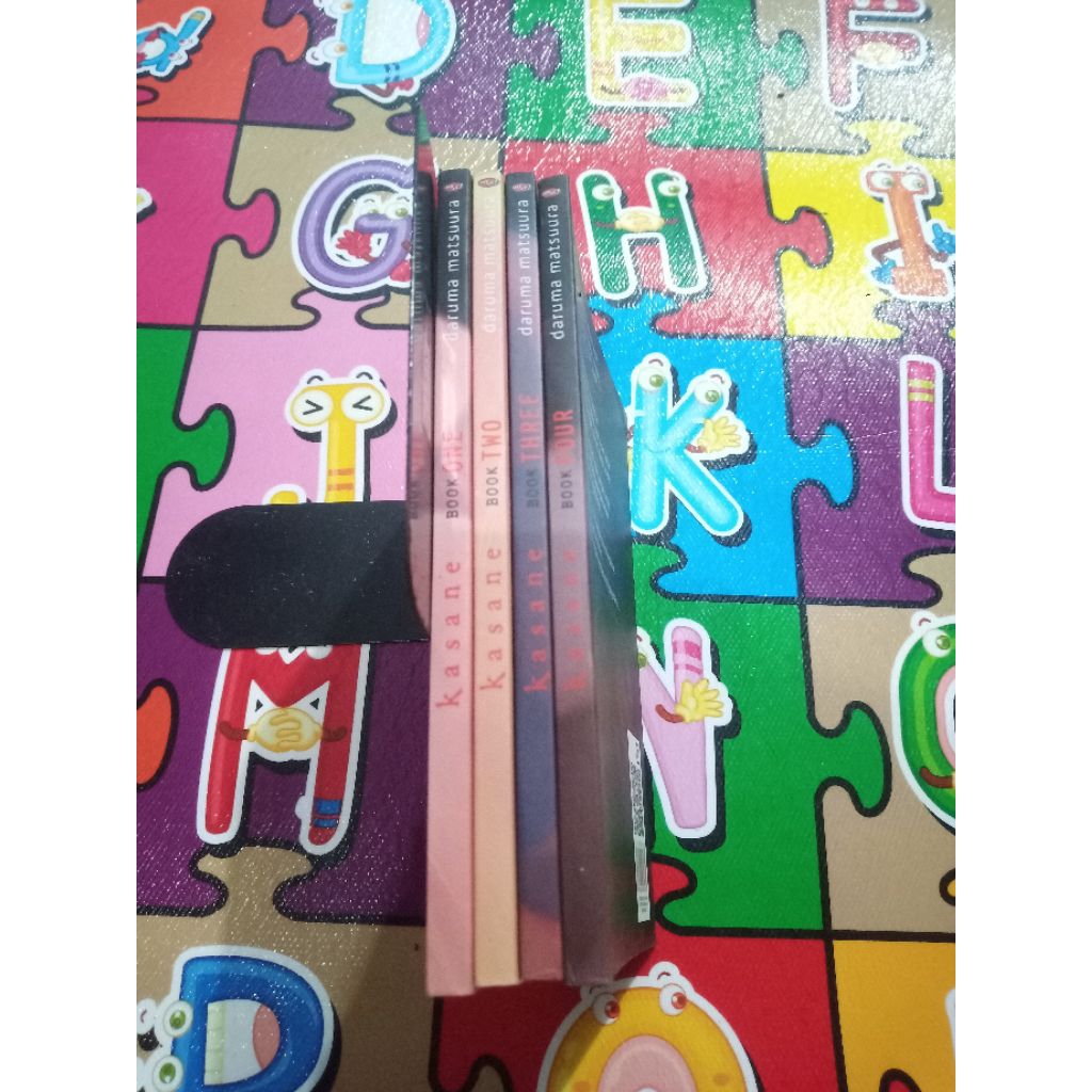 Set Kasane 1 - 4 Bekas (2014)