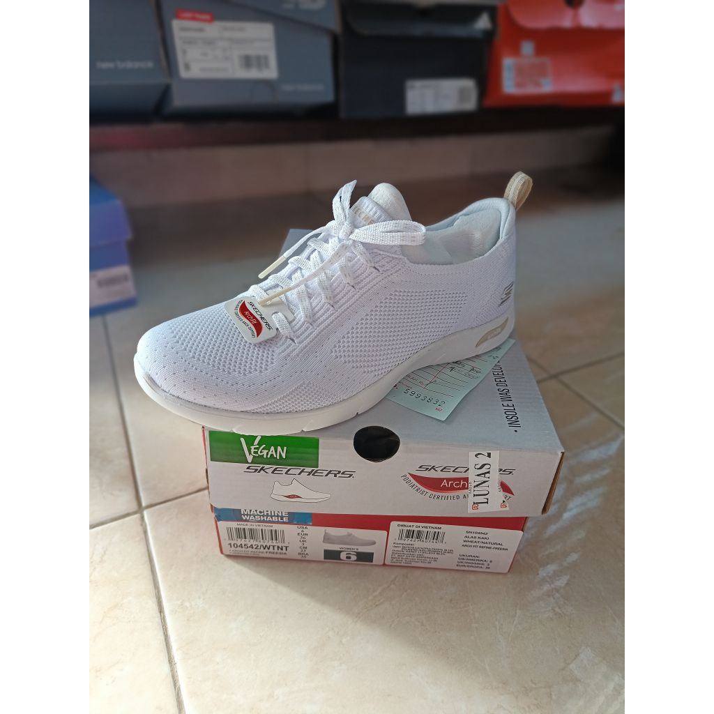 Skechers Arch fit Refine woman
