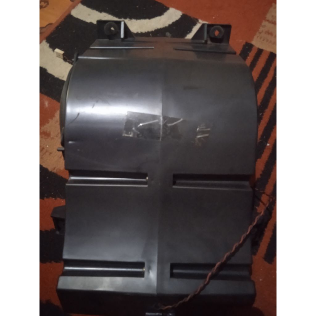 speaker subwoofer polytron 29" bekas