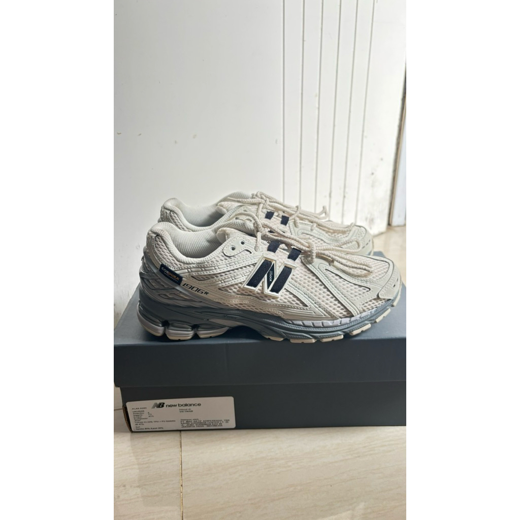 New Balance (NB) 1906R Cordura