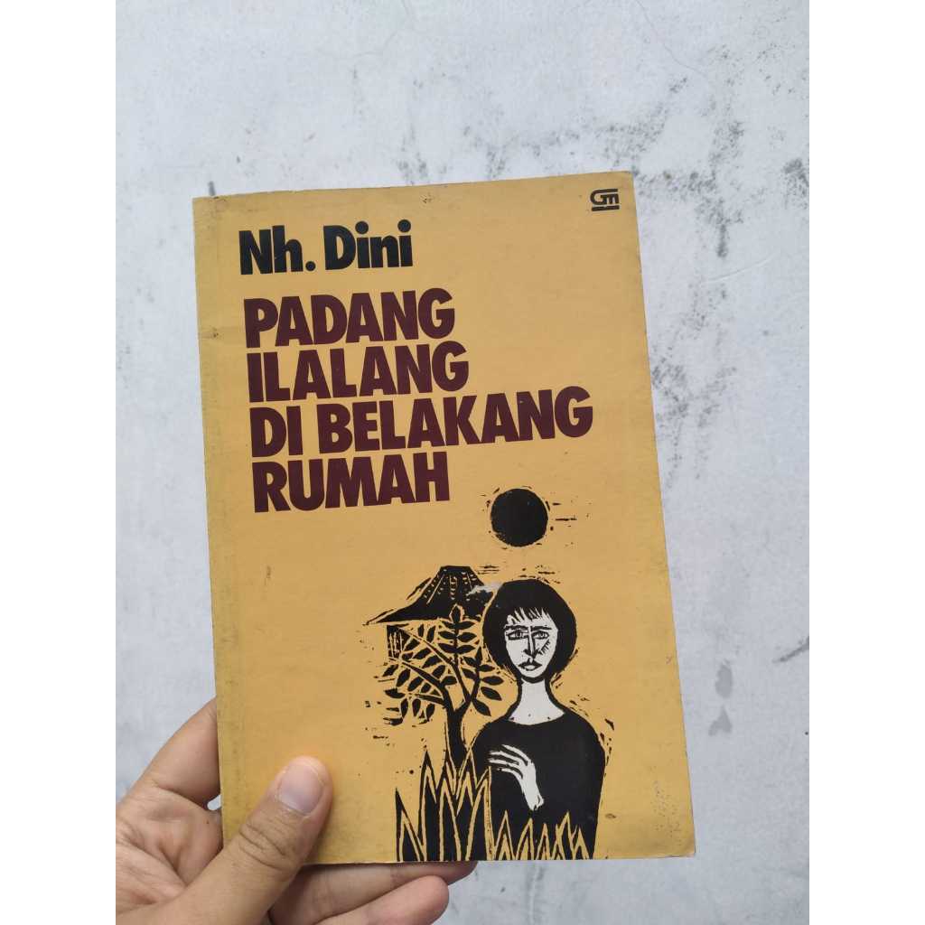 [BERUANG PRELOVED] Buku Padang Ilalang di Belakang Rumah Penulis: Nh. Dini