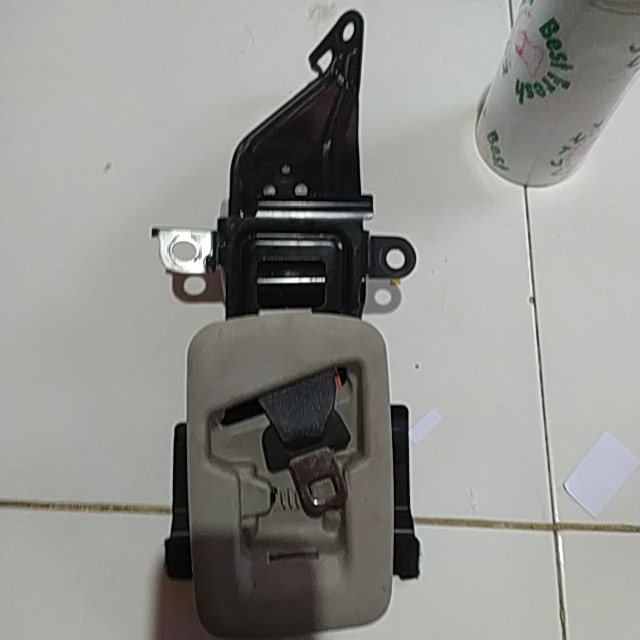 JUAL T0000304 SAFETY BELT TENGAH AVANZA XENIA GRAN MAX