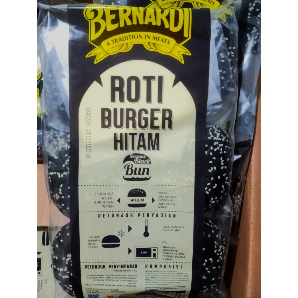 

Bernardi Roti Burger Hitam Wijen – Black Sesame Bun