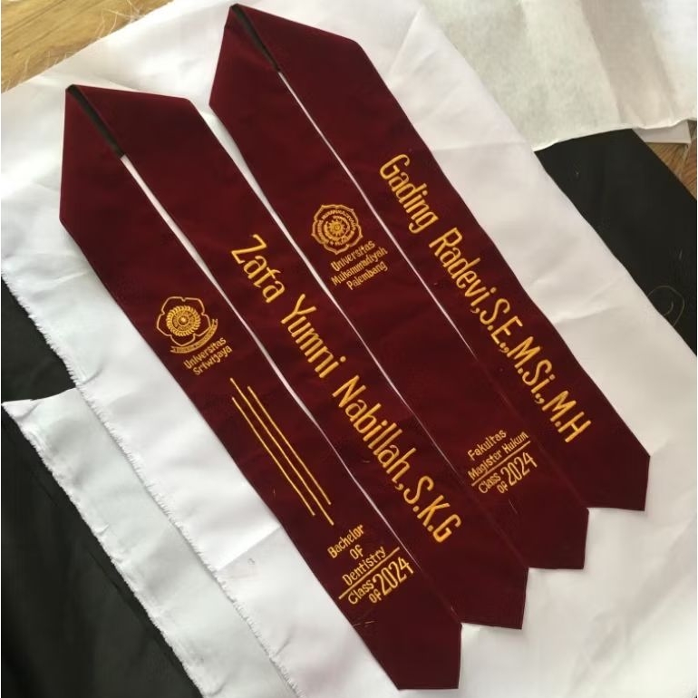 Selempang Wisuda (SATU HARI JADI) Selempang leher/Selempang maroon/selempang wisuda murah
