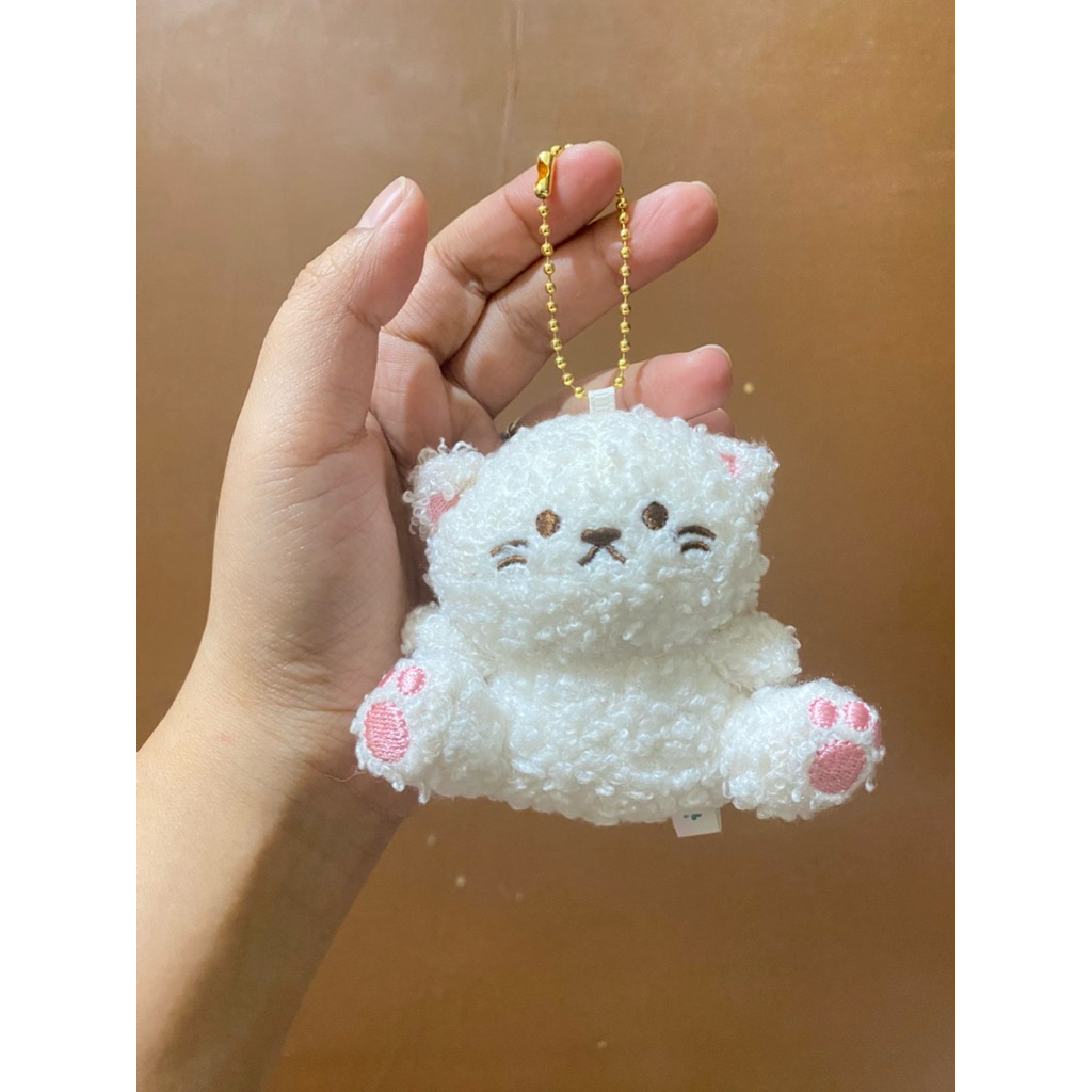 Boneka Gantungan Kunci karakter Kucing Putih Lucu size 10x7cm Original / Boneka gantungan kunci Kuci