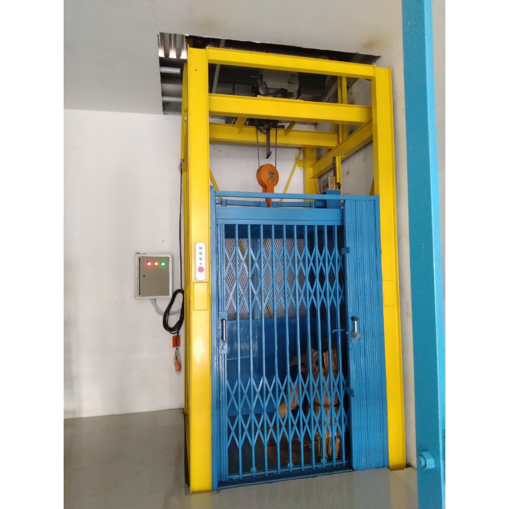 Lift Barang Sesuai Kebutuhan Anda , Cargo Lift / Lift Cargo / Lift Barang . Bergaransi 25 Tahun Dan 