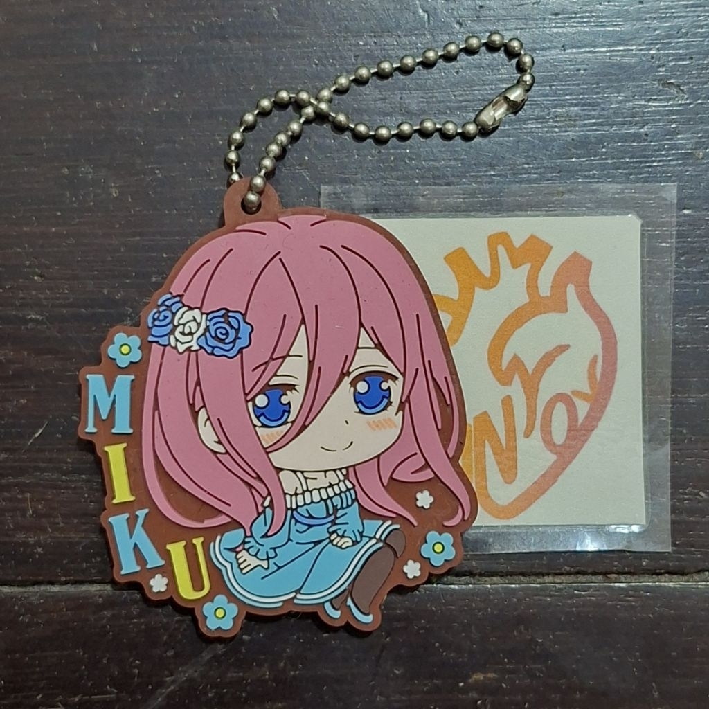 5-toubun gotobun miku nakano rubber keychain