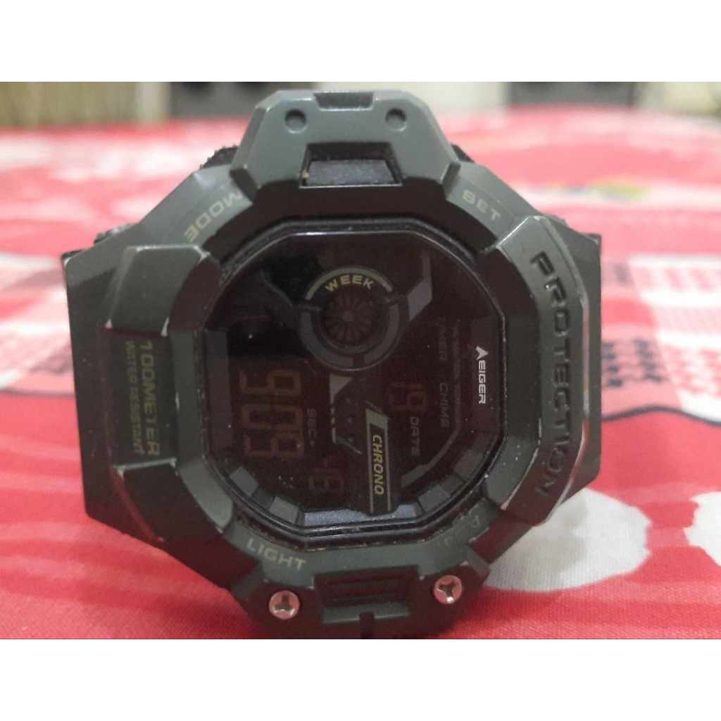 Jam tangan Eiger Caracter preloved