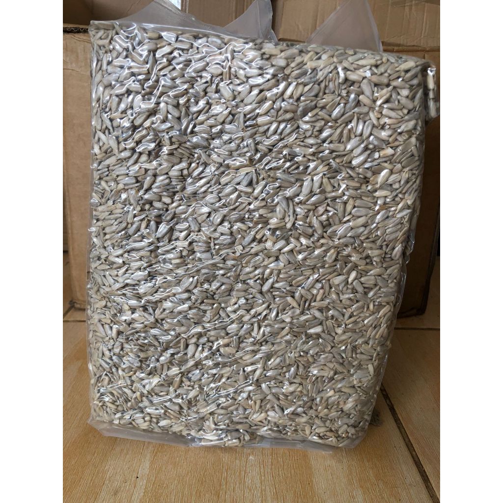 

Kuaci Bunga Matahari Mentah - 100kg