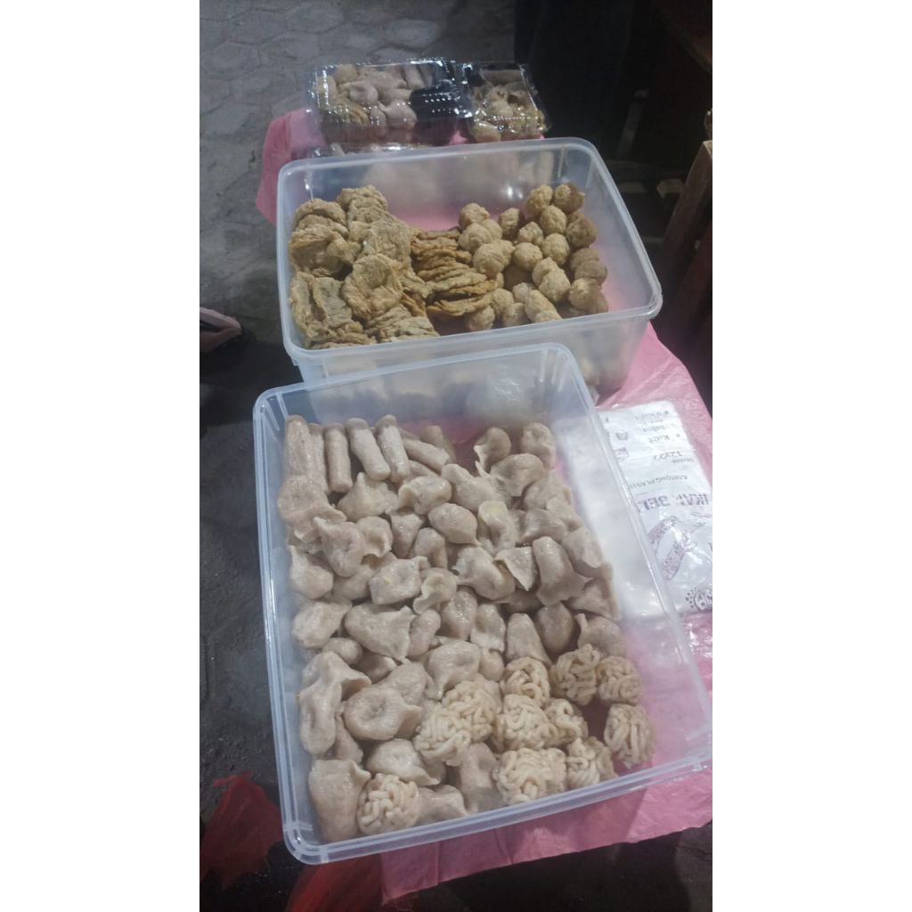 

Pempek Kecil campur ikan Gabus isi 25pcs + cuko di Vacum