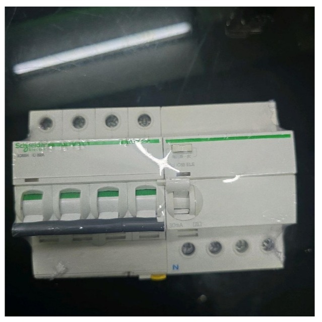 SCHNEIDER IC60H 32A 4P + VIGI IC65 ELE 30MA RCBO / ELCB SCHNEIDER 4P 32A 30mA