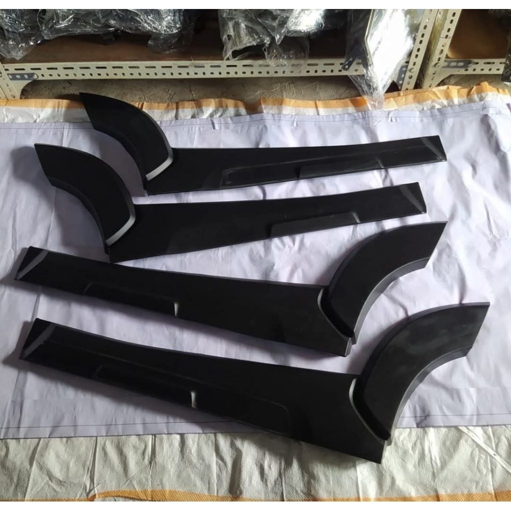over fender moulding Mitsubishi xpander cross 2018 2019 2020 original