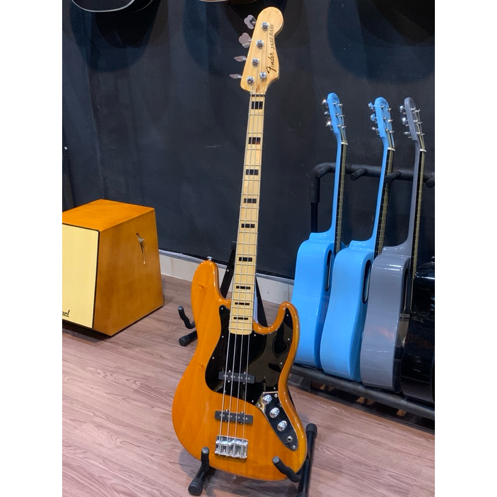 Bass Jazz Fender Custom