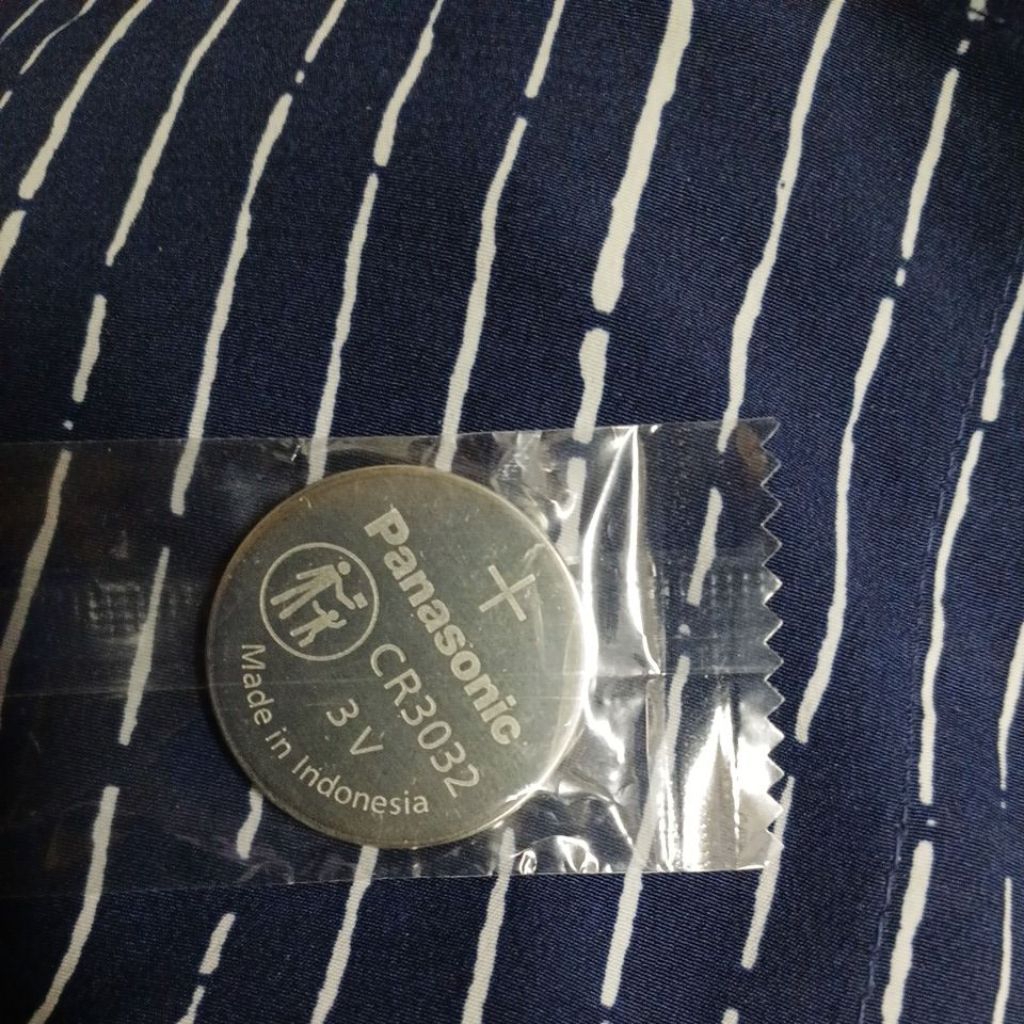 Baterai panasonic CR 3032 Lithium 3V/1pcs