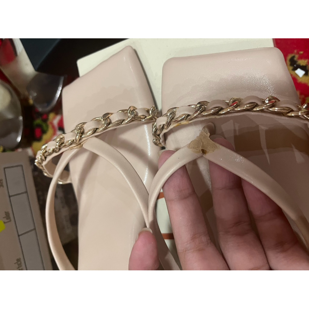 sendal preloved